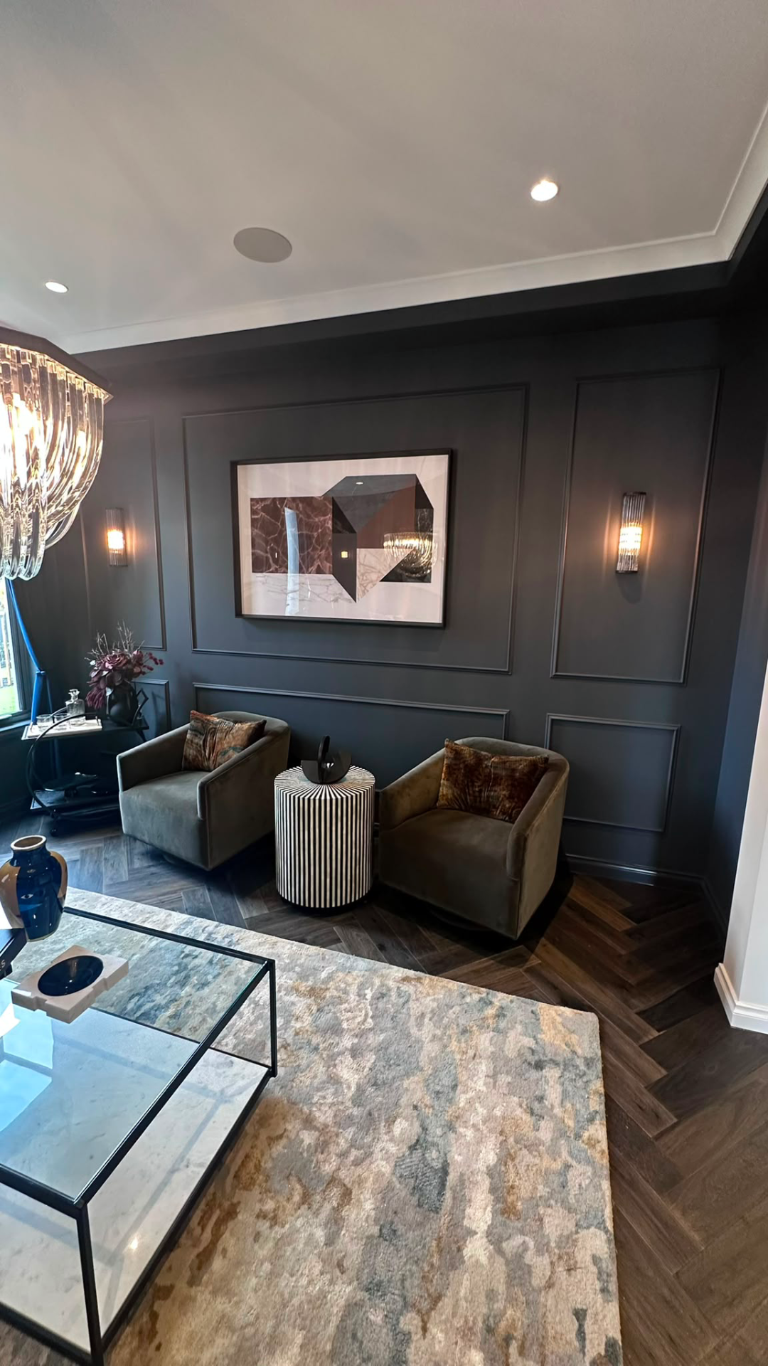 Luxury living room feature wall painting, Melbourne