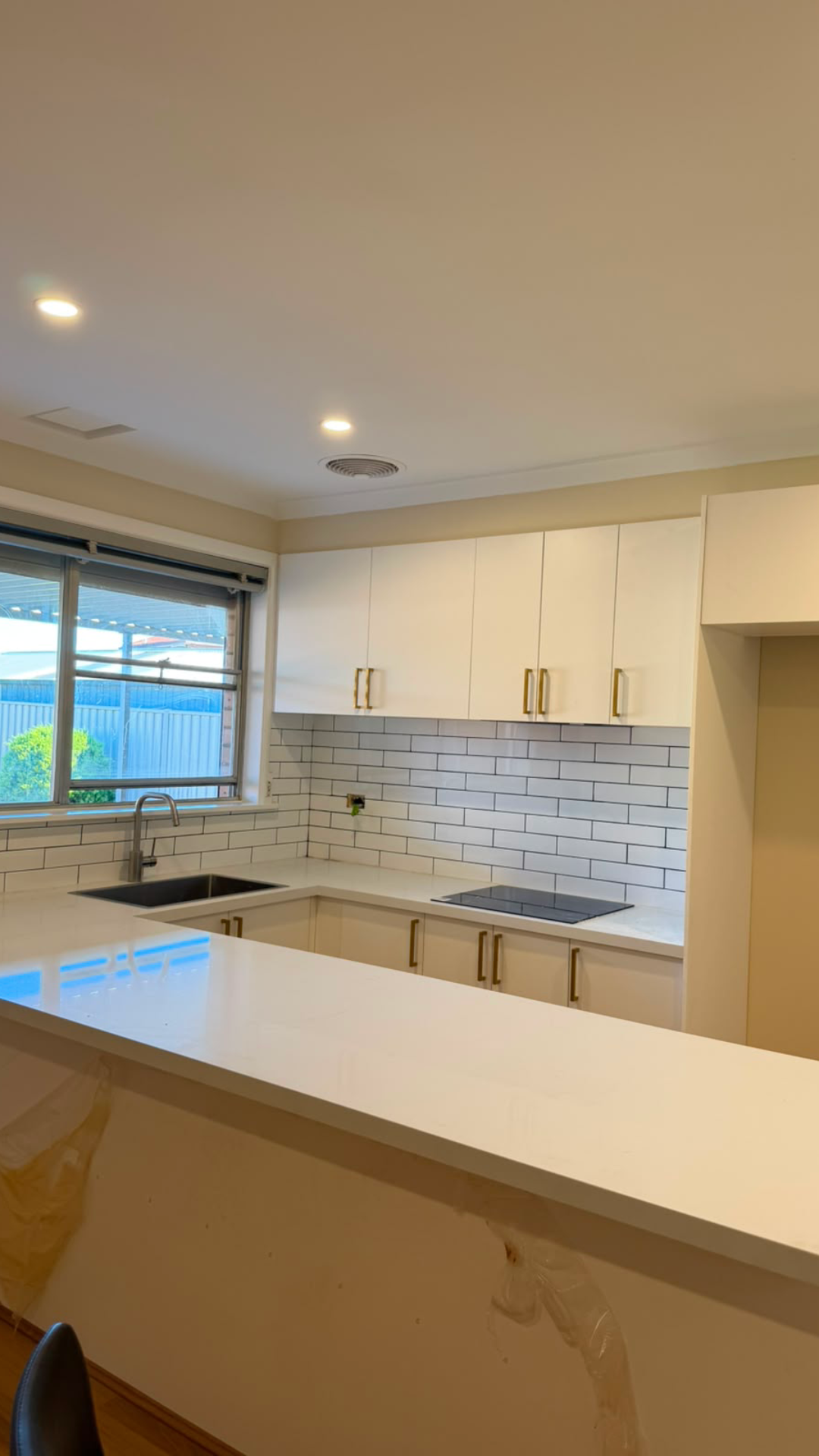 Modern white kitchen cabinet painting, Melbourne
