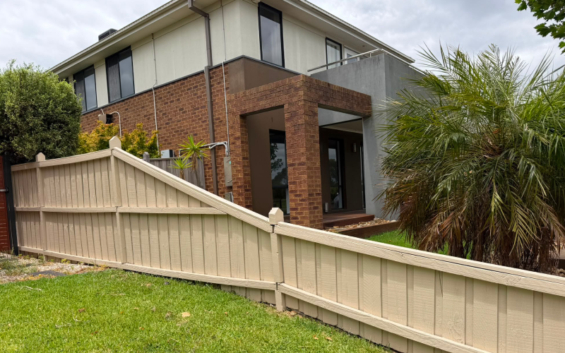 Residential fence painting, Melbourne